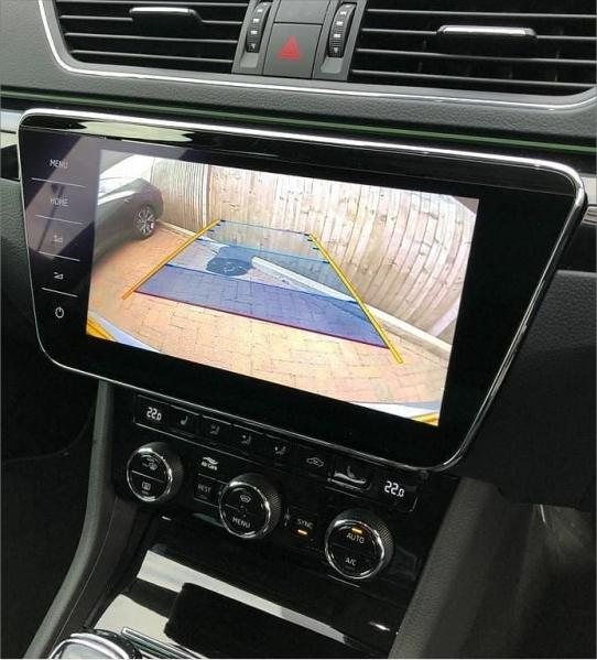 VW Golf Reverse Camera